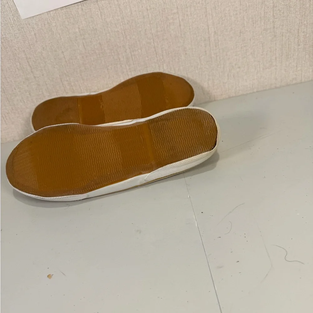 Casual Cream‎ Canvas Sneakers